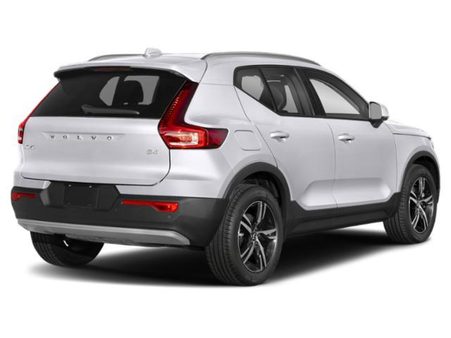 2023 volvo xc40 b5 plus dark theme