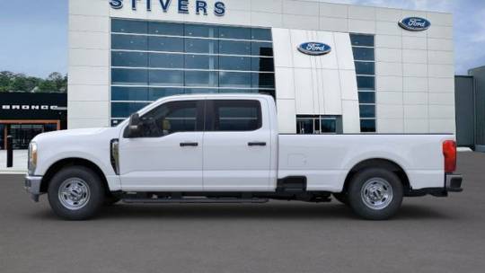 new 2024 ford super duty f-250 xl crew cab 8' box 2wd