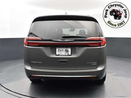 2021 chrysler pacifica limited in burnsville, minnesota