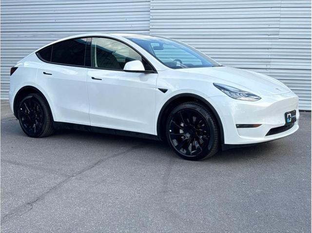 2022 tesla model y long range dual motor all-wheel drive