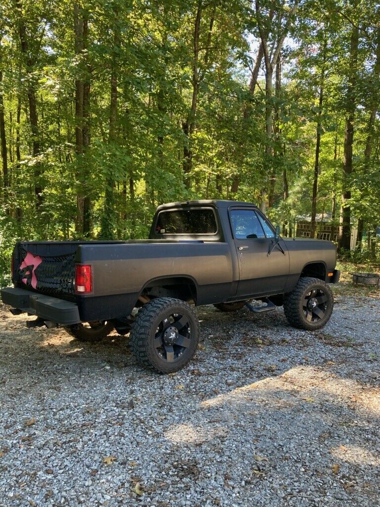 1987 dodge w150 4wd automatic 82000 miles!!!