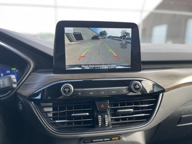2020 ford escape titanium