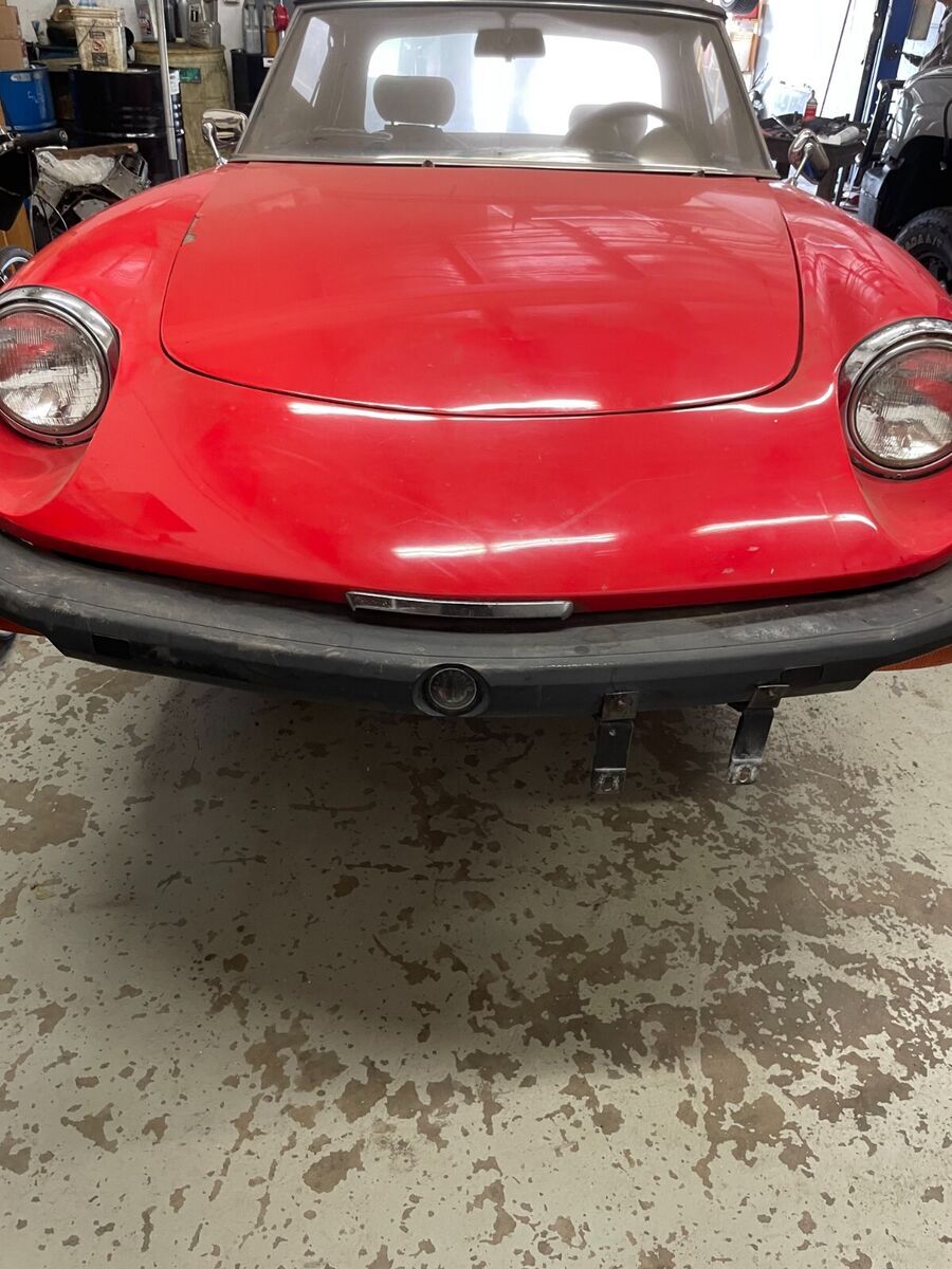 1980 red alfa romeo spider veloce conv. rare 40,305 miles liquidation pricing