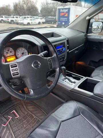 2010 nissan titan pro-4x