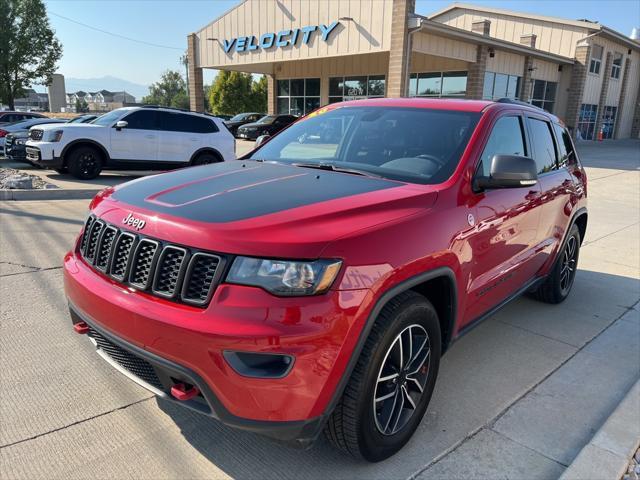 2020 jeep grand cherokee trailhawk