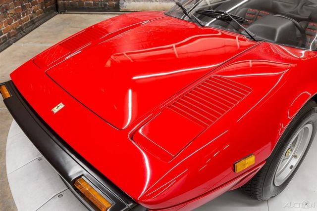 79 weber carbureted v8 rosso corsa red black daytona seats 32k miles