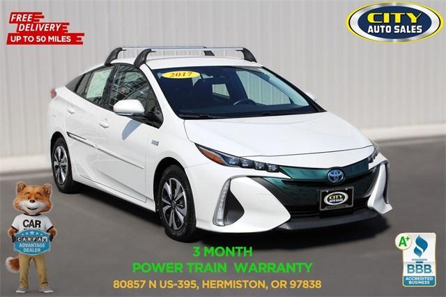 2017 toyota prius prime plus