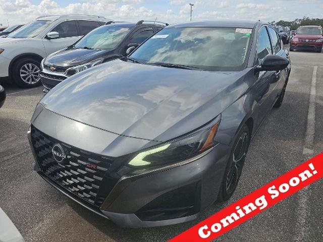 2023 nissan altima 2.5 sr