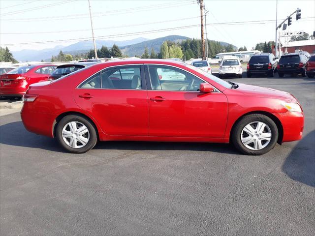 2011 toyota camry le