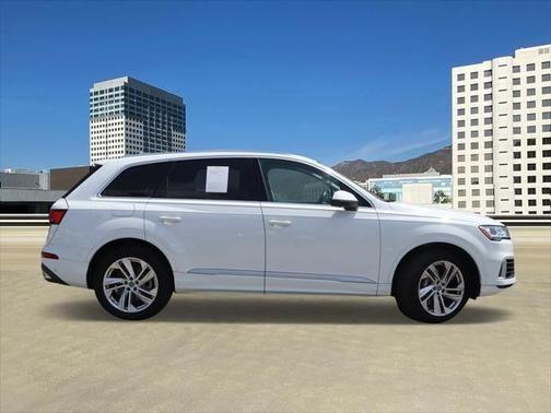 2020 audi q7
