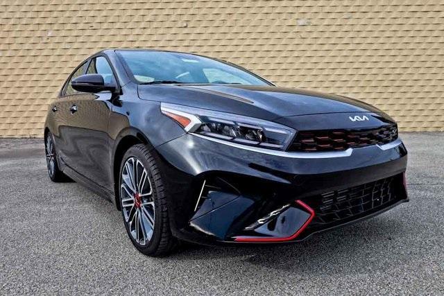 2023 kia forte gt