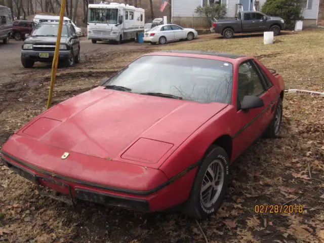 1984 pontiac fiero, 2.5 l engine, manual transmission