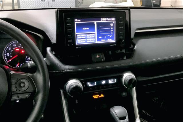 2021 toyota rav4 le