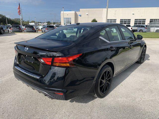 2022 nissan altima sr fwd