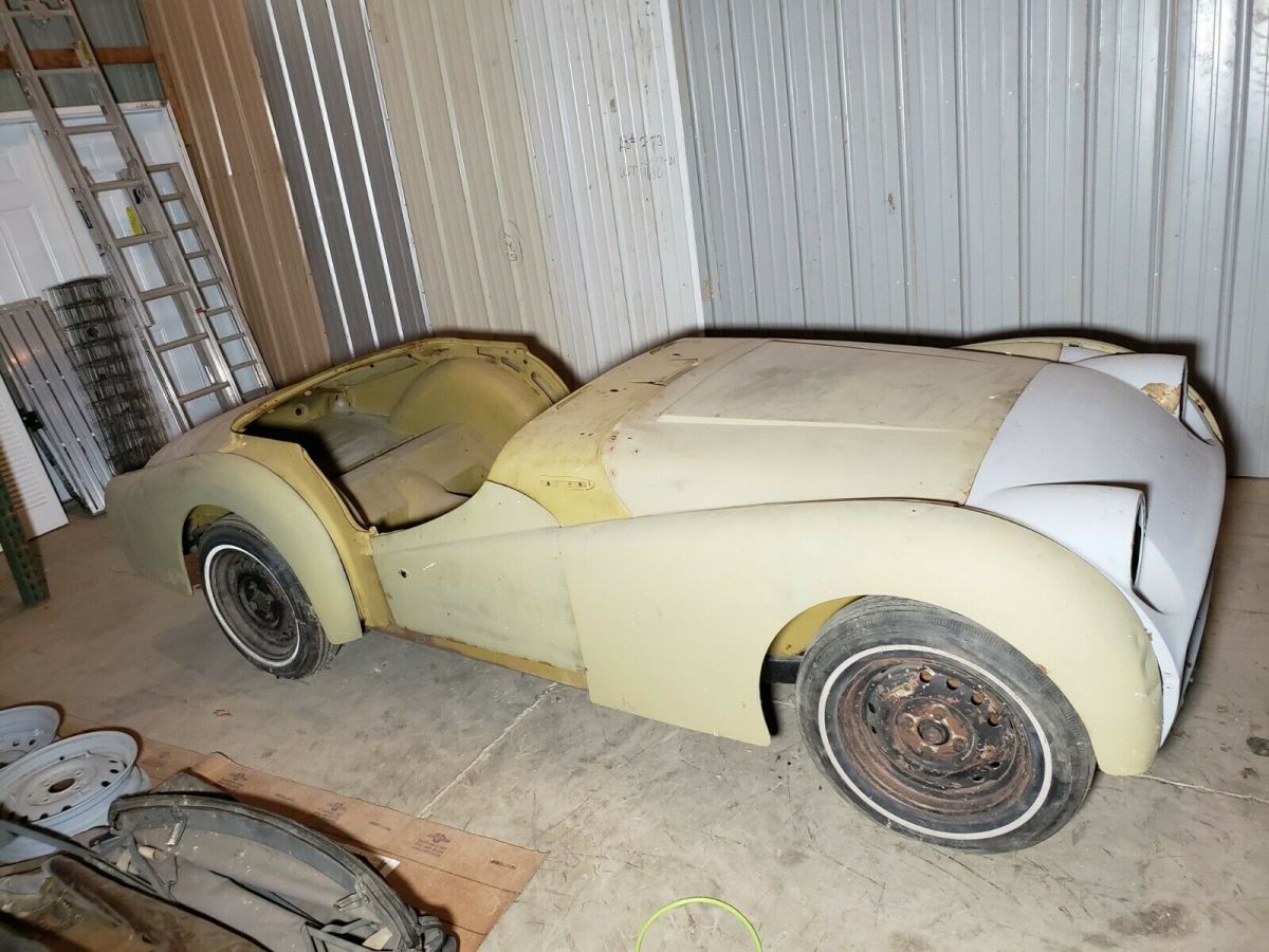 1959 triumph tr3a project - lots of extra parts