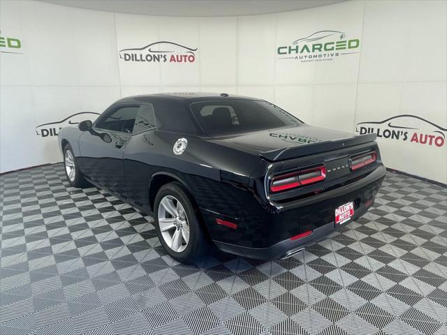 2023 dodge challenger sxt