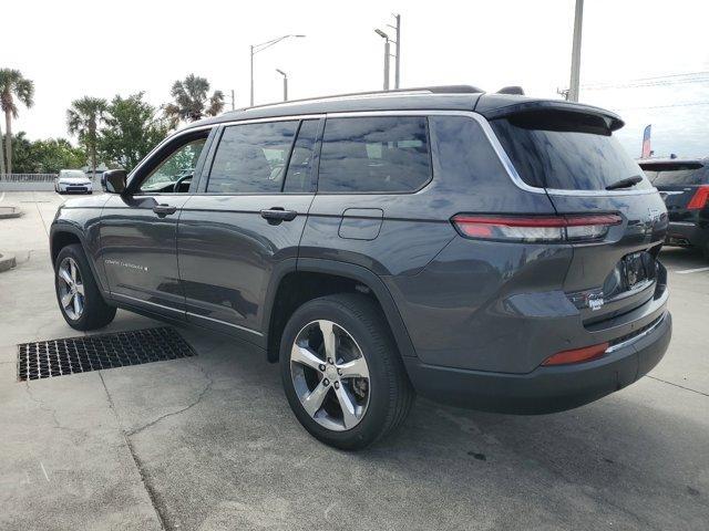 2022 jeep grand cherokee l limited