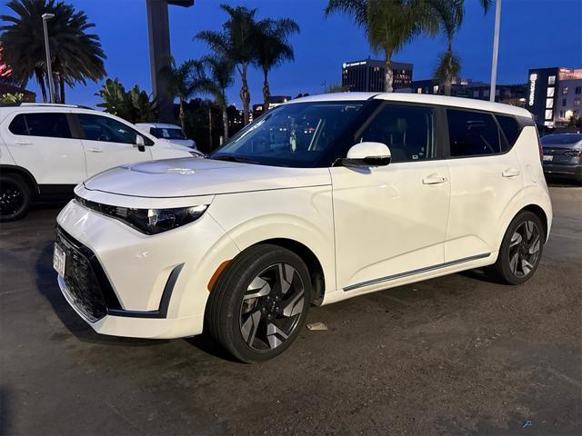 2023 kia soul gt-line