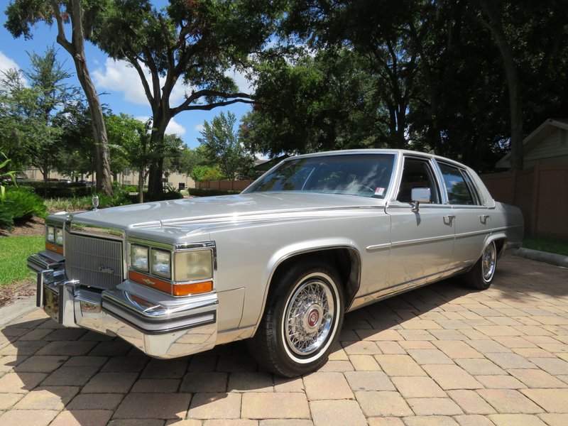 1986 cadillac fleetwood