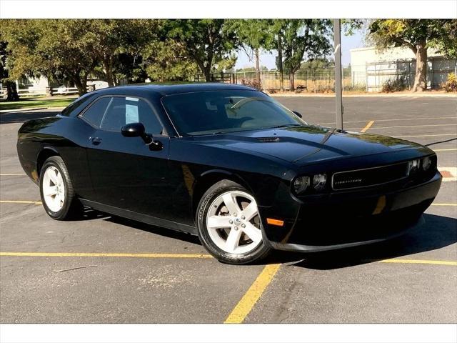2013 dodge challenger sxt