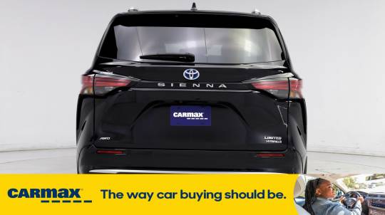 2023 Toyota Sienna