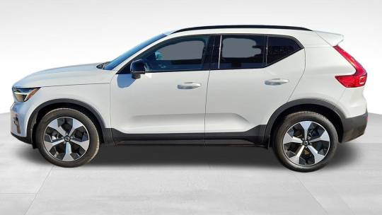 2024 Volvo XC40