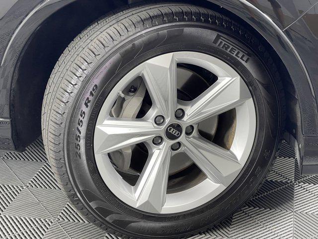 2023 audi q7 45 premium plus