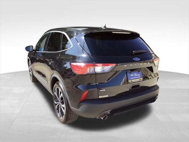 2021 ford escape se