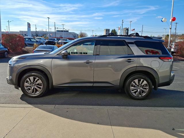 2023 nissan pathfinder sv 4wd