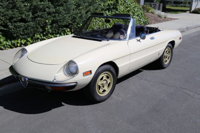 1982 alfa spider with hardtop