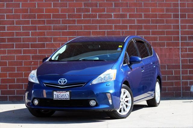 2013 toyota prius v five