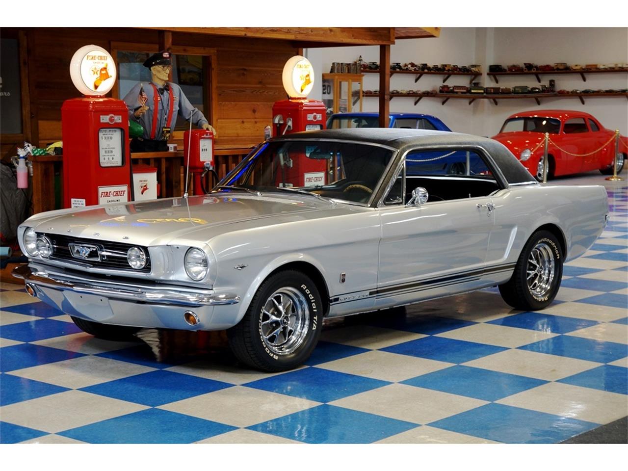 1966 ford mustang