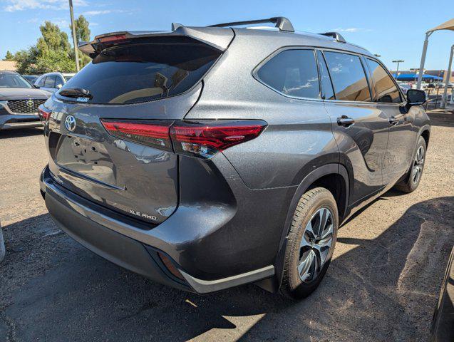2021 toyota highlander xle