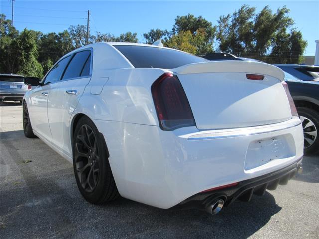2019 chrysler 300 limited