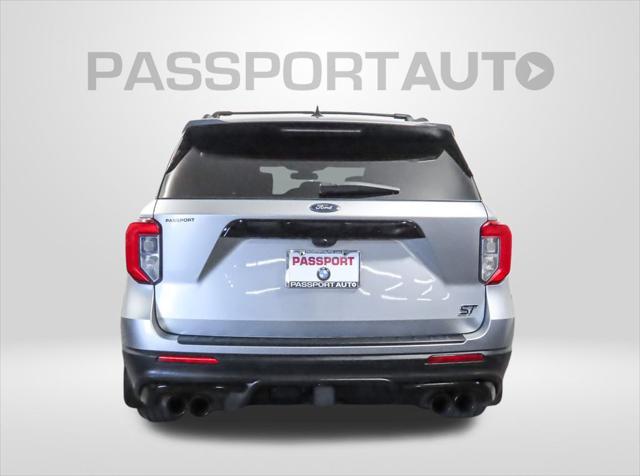 2022 ford explorer st