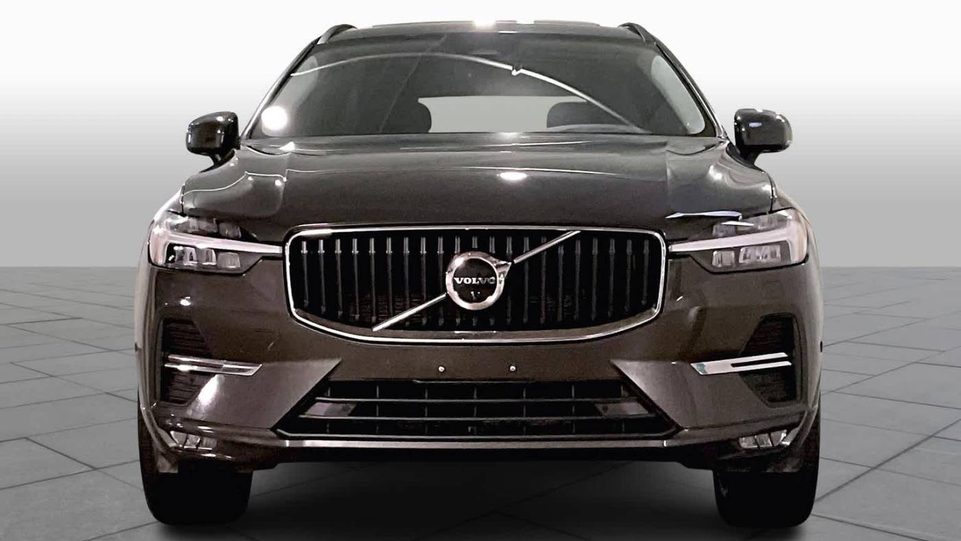2022 volvo xc60 b5 momentum