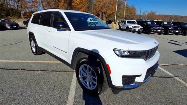 2021 jeep grand cherokee l laredo 4x4