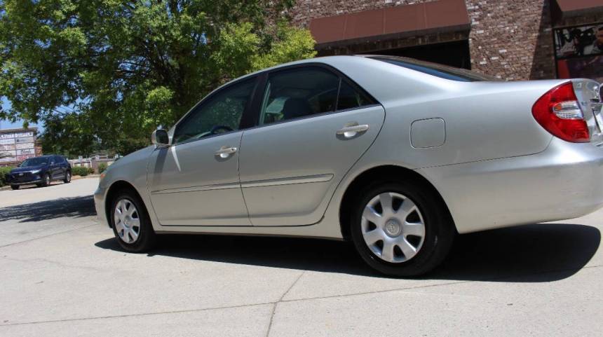 2002 toyota camry le