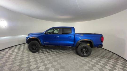 2023 GMC Canyon