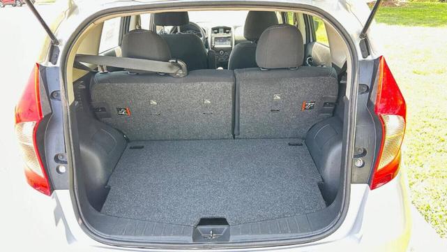2019 nissan versa note sv