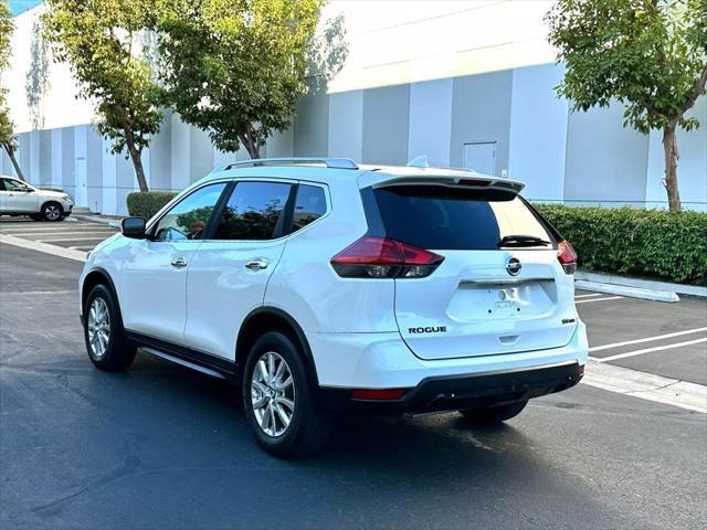 2017 nissan rogue sv