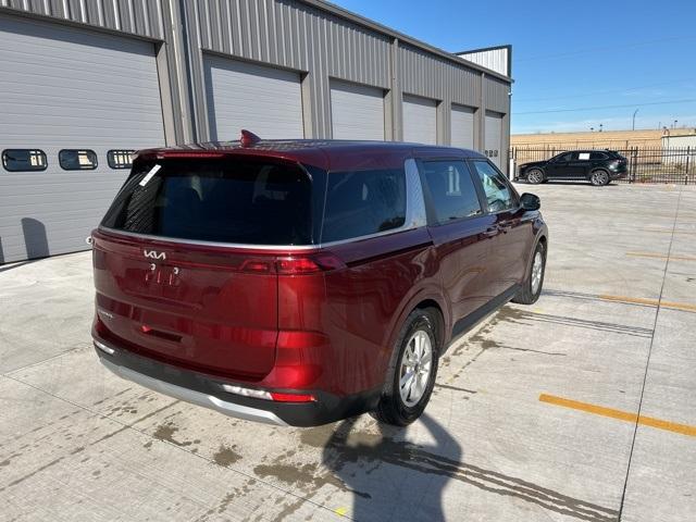2023 kia carnival lx seat package