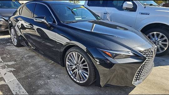 2022 Lexus IS
