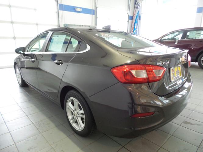 used 2017 chevrolet cruze lt sedan indiana, pa 15701 for sale in indiana, pennsylvania