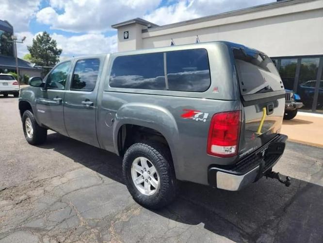 2011 gmc sierra 1500 crew cab sle pickup 4d 5 3/4 ft in denver, colorado