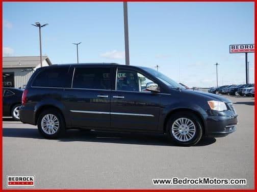 2014 chrysler town & country limited in otsego, minnesota