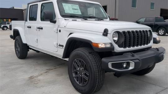 2024 Jeep Gladiator