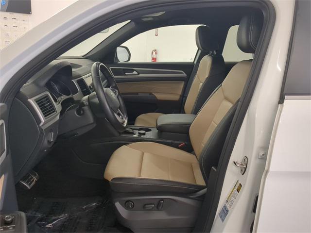 2021 volkswagen atlas cross sport 3.6l v6 se w/technology r-line