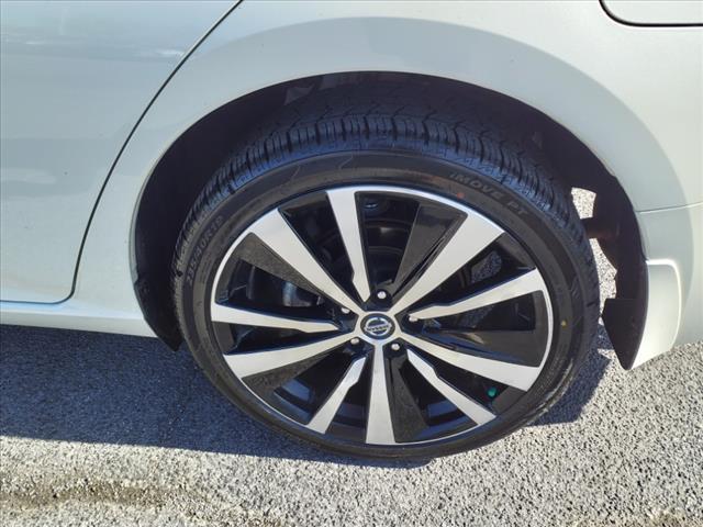 2021 nissan altima 2.5 sr