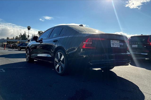 2024 volvo s60 recharge plug-in hybrid t8 core dark theme